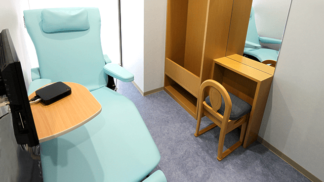 専用お手洗い付き個室1